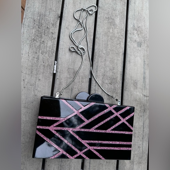 ZARA MINAUDIERE CLUTCH BOX BAG BLACK ENAMEL SHIMMER GRAPHIC FUCHSIA Chain Strap - Picture 4 of 6